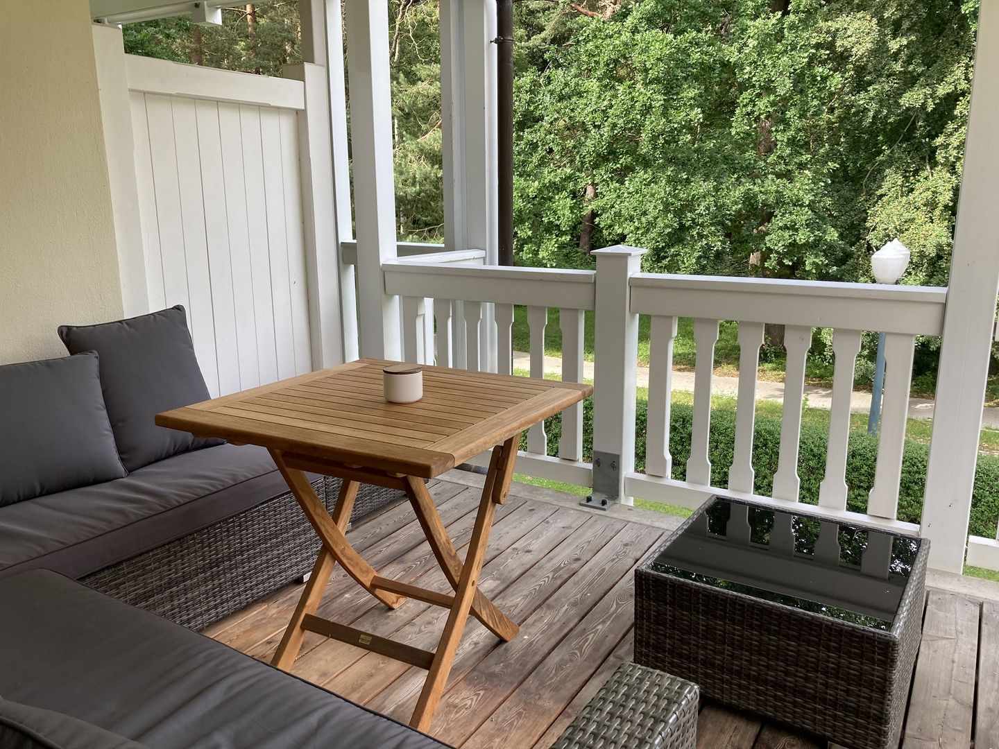 Dünenpark Binz Komfortplus Ferienwohnung mit 1 Schlafzimmer und Balkon im Obergeschoss (036) Insel Rügen - Balkon