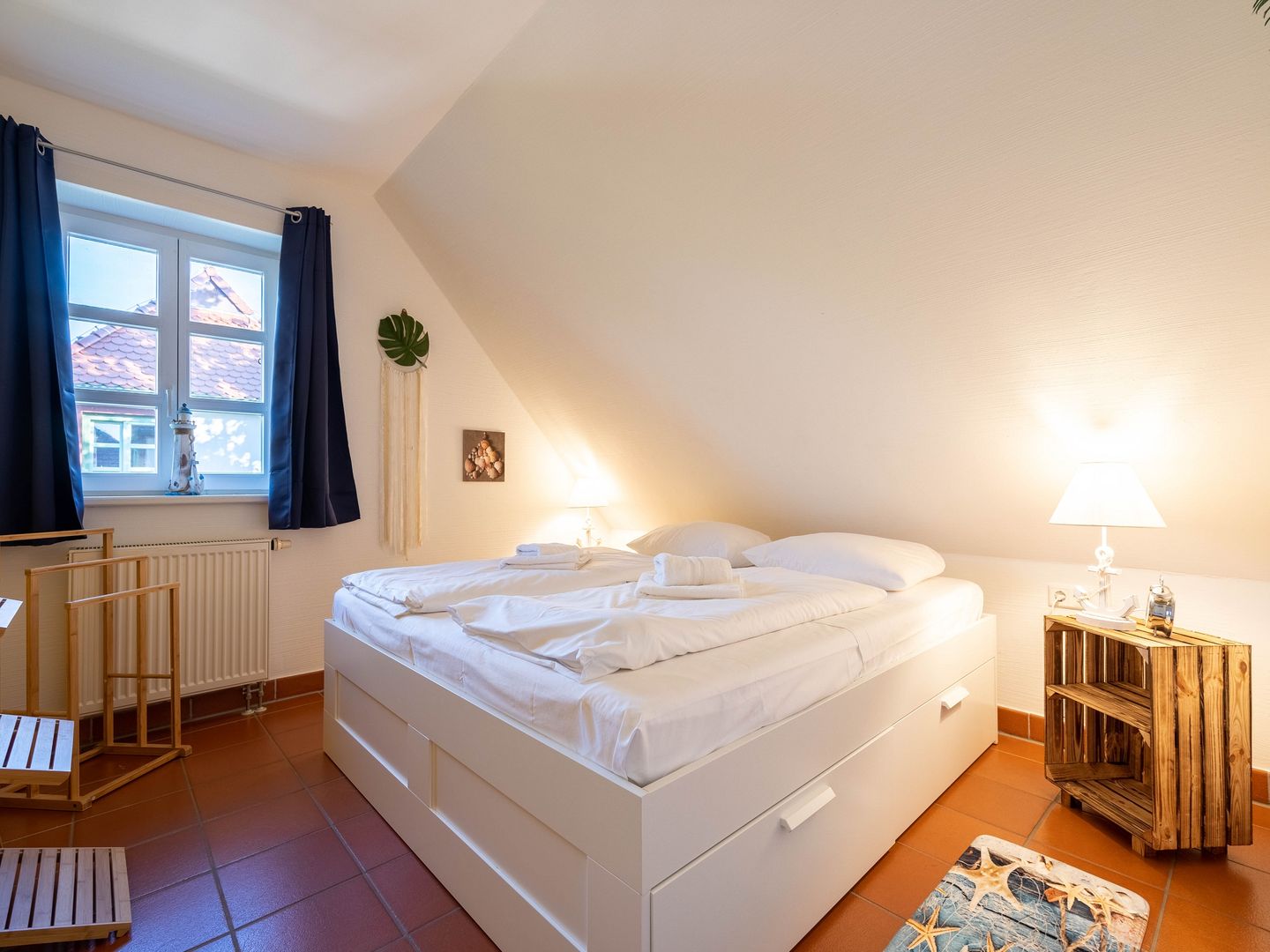 Feriendorf Rugana Komfortplus Ferienwohnung mit 1 Schlafzimmer (B12) Insel Rügen - Schlafzimmer