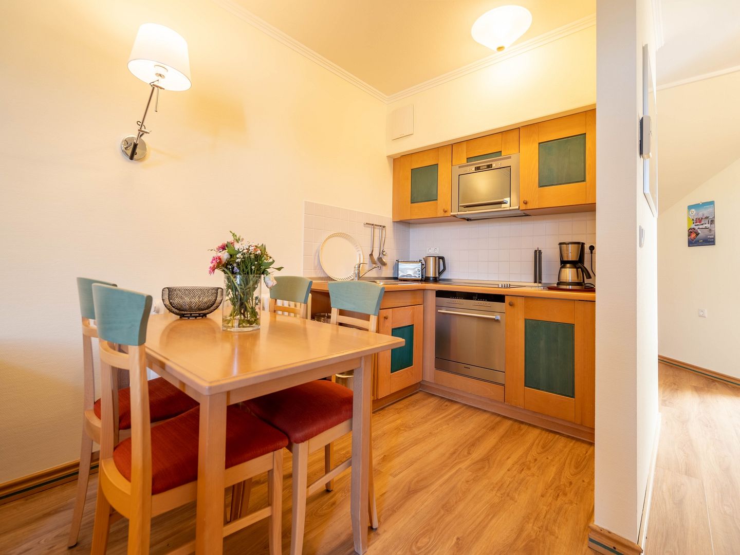 Dünenpark Binz Komfort Ferienwohnung mit 2 Schlafzimmern und Balkon im Dachgeschoss (012) Insel Rügen - Küche / Küchenzeile