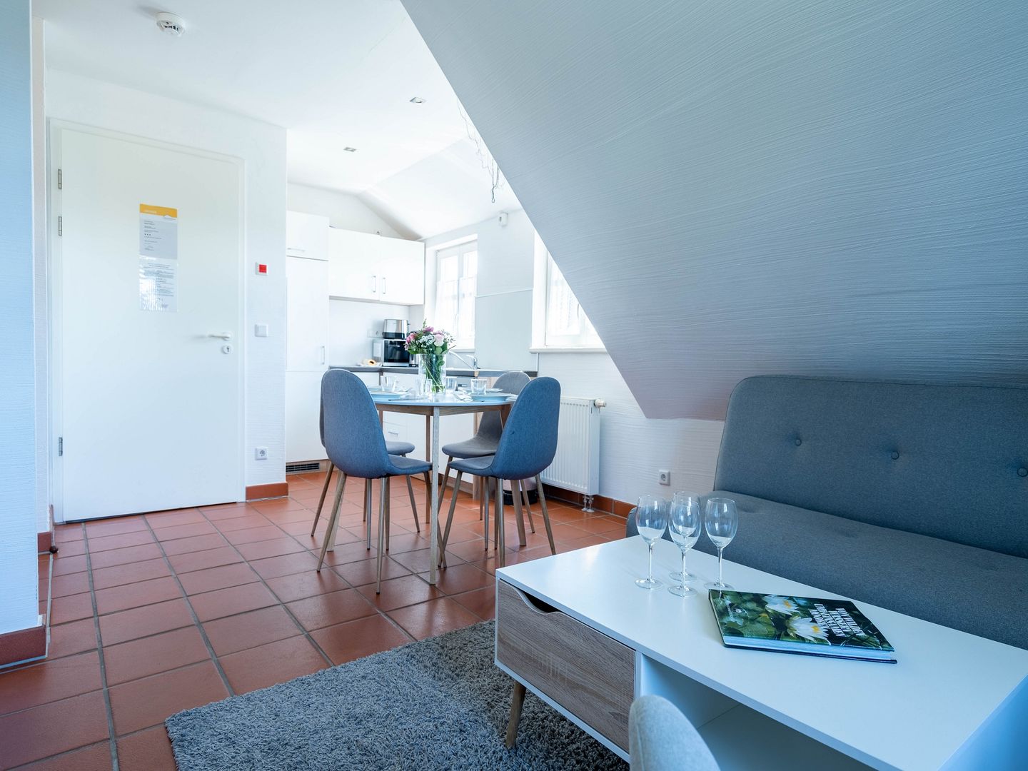 Feriendorf Rugana Klassik Ferienwohnung mit 1 Schlafzimmer (D57) Insel Rügen - Wohnzimmer