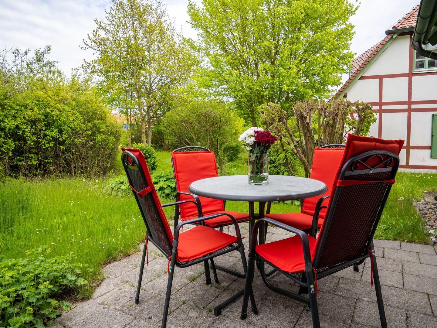 Feriendorf Rugana Komfort Ferienwohnung mit 1 Schlafzimmer und Terrasse (B16) Insel Rügen - Terrasse