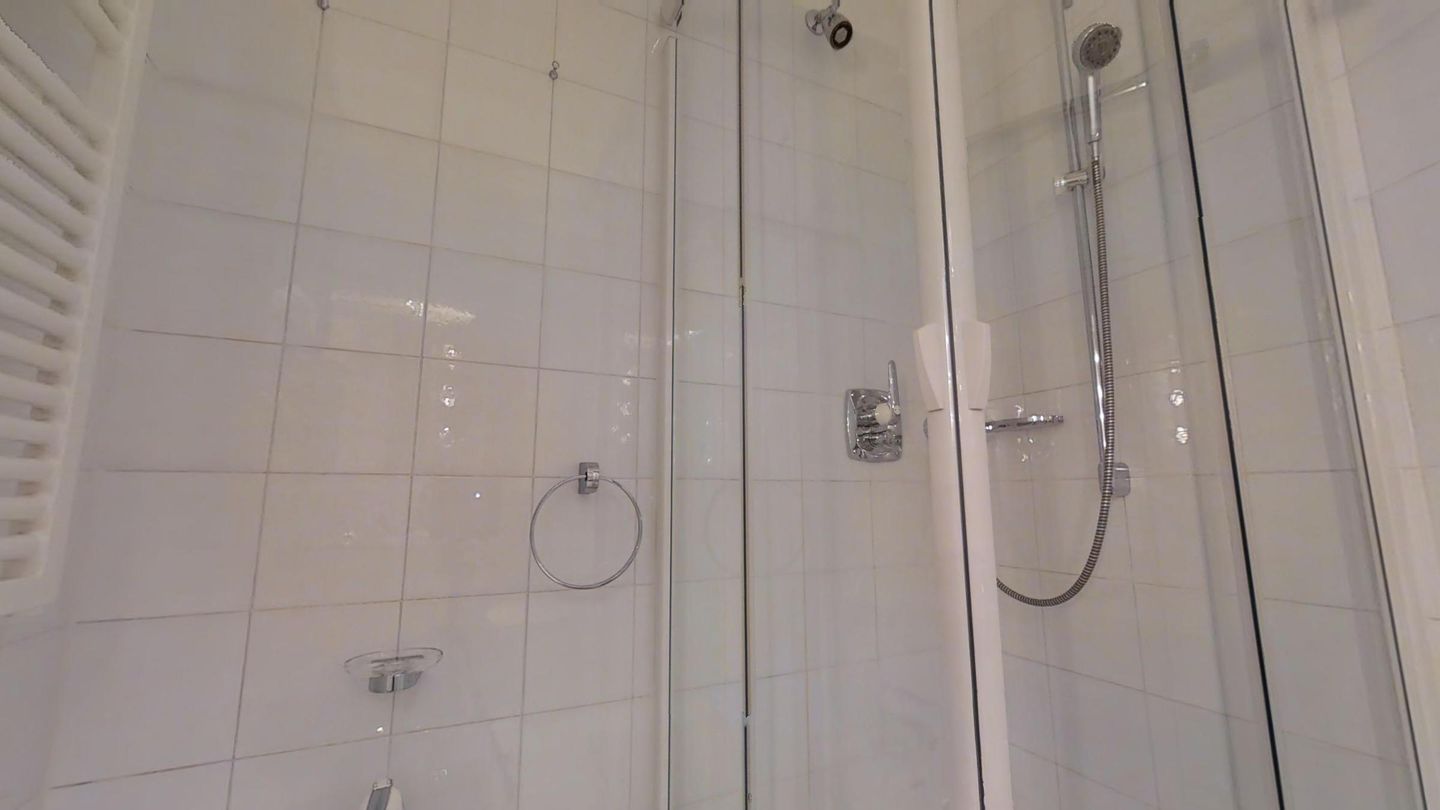 Picture 18 Picture 18