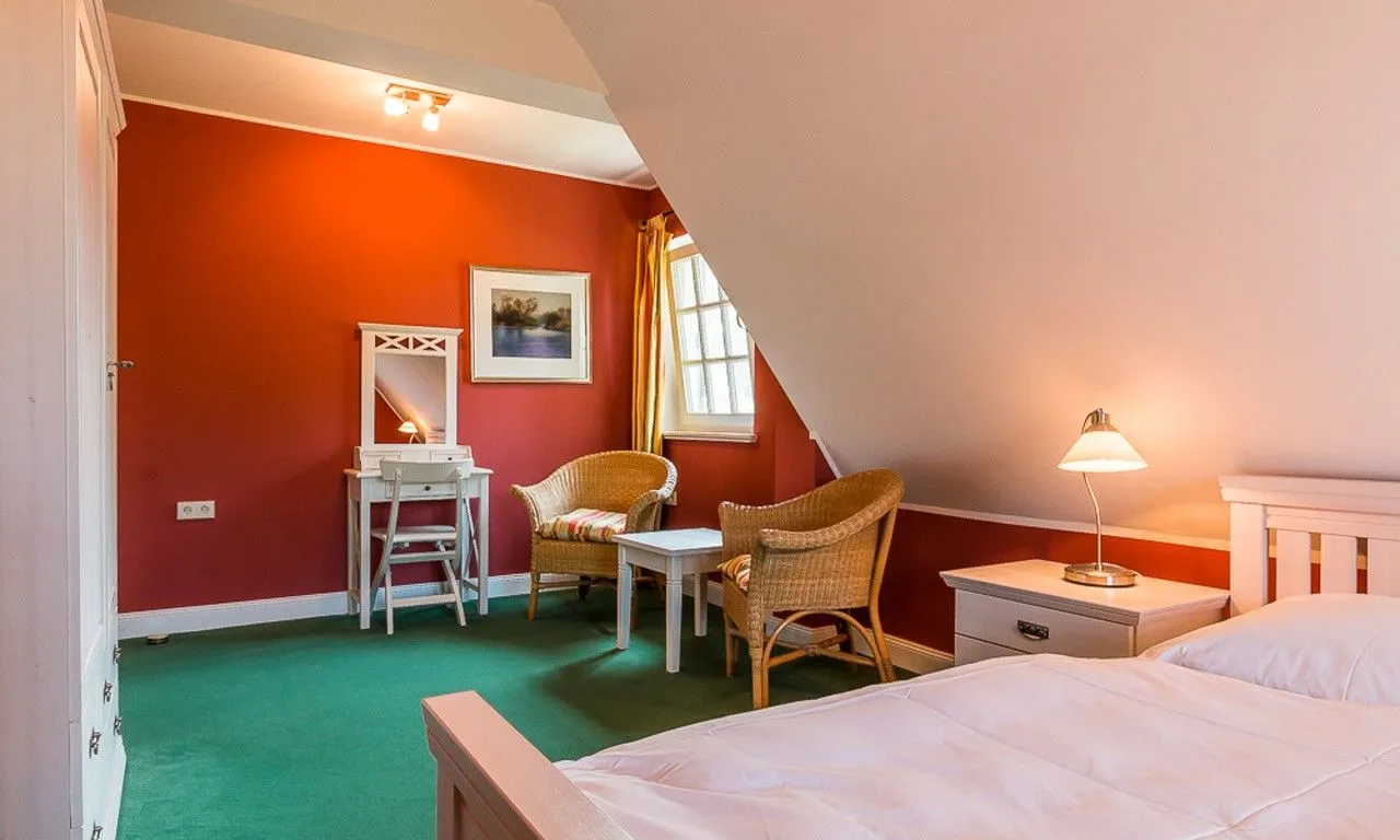  De Strandlöper 01 Ostseebad Ahrenshoop - 