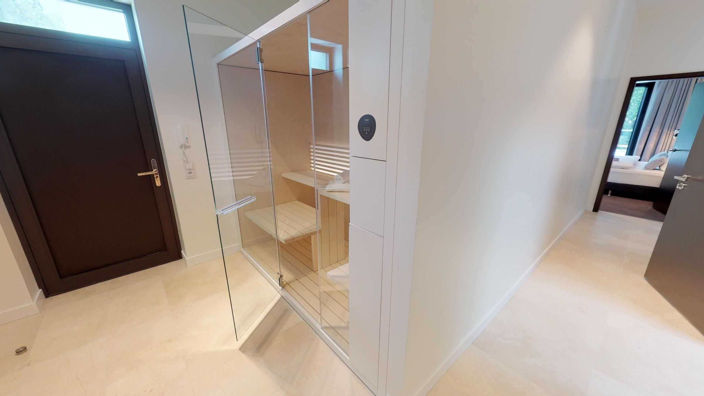 Luxus Ferienpenthouse mit Sauna und riesiger Dachterrasse in Strandlage