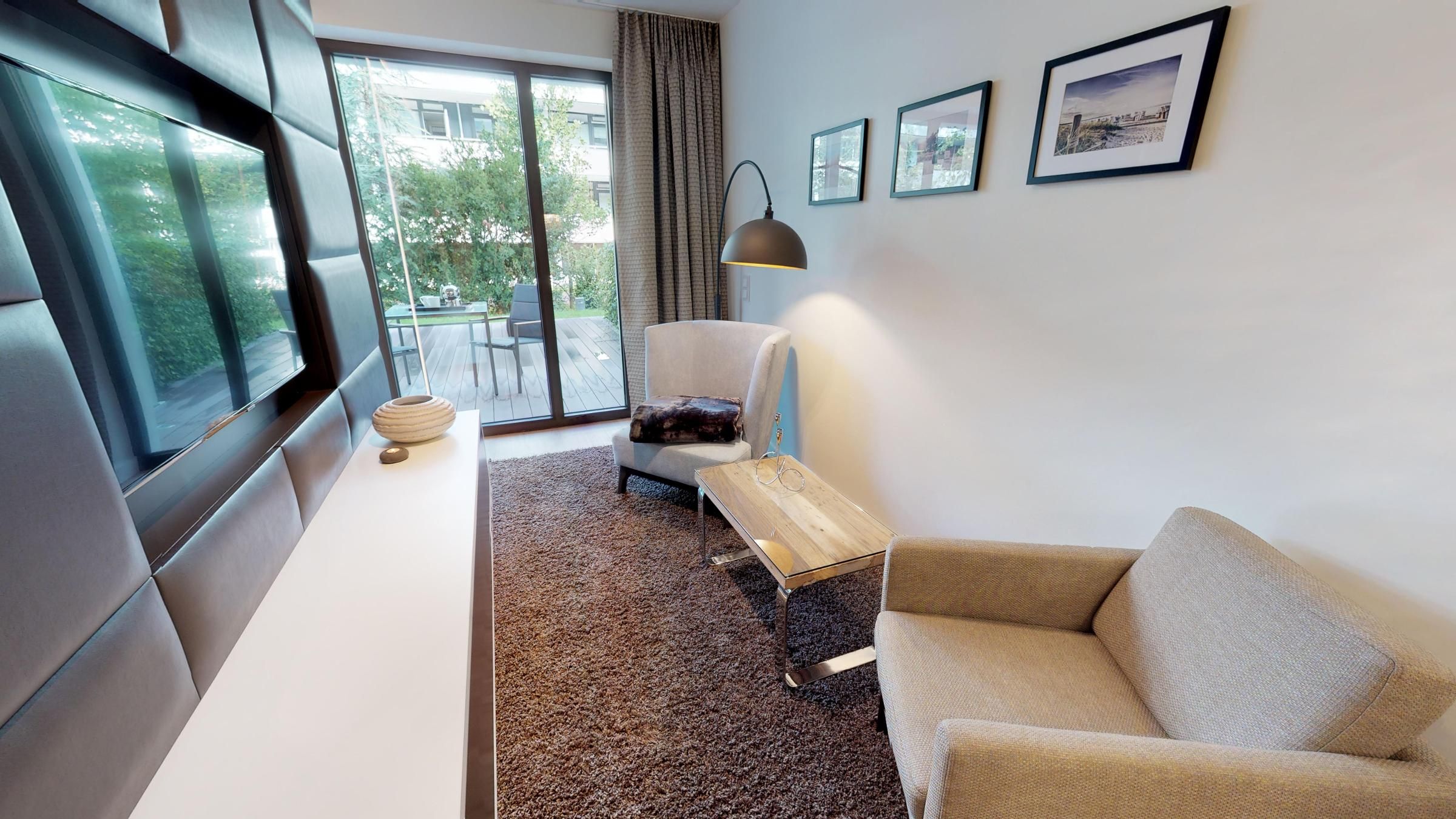 Luxusapartment nahe dem Strand – Erdgeschoss mit Terrasse