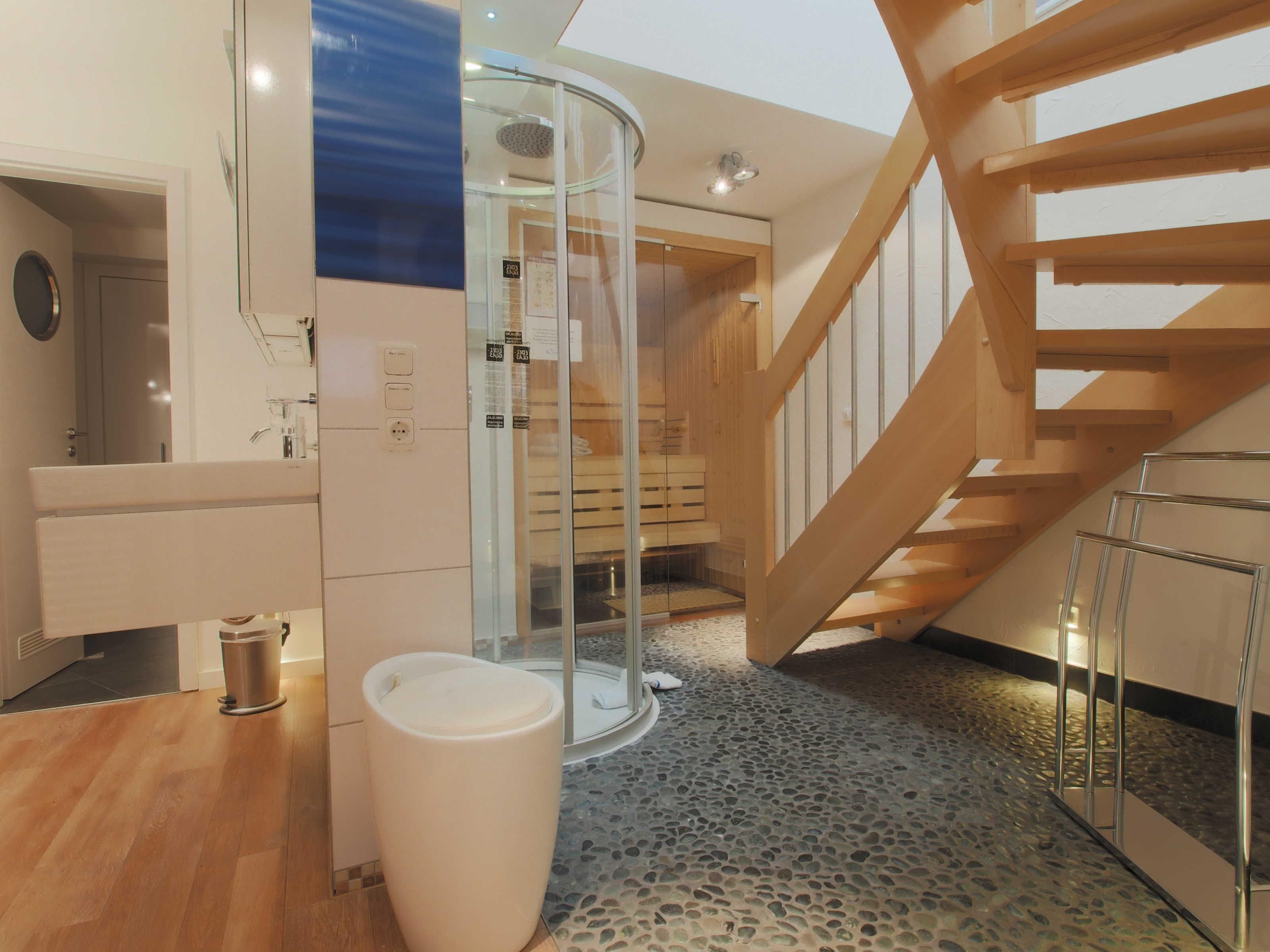 Sauna und Dusche