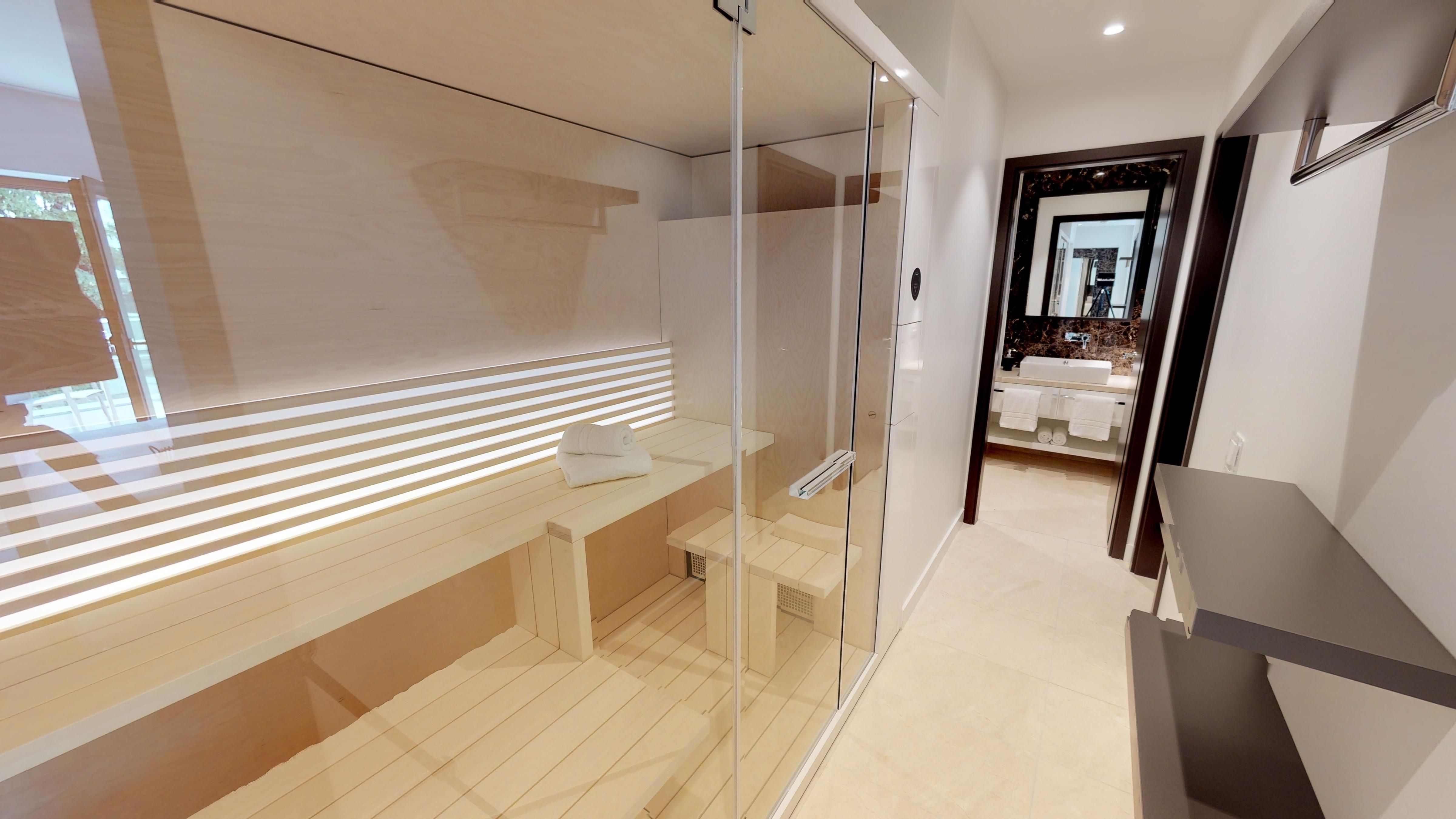 Luxus und Strandnah-Ferienapartment mit Balkon & Sauna in Timmendorfer Strand