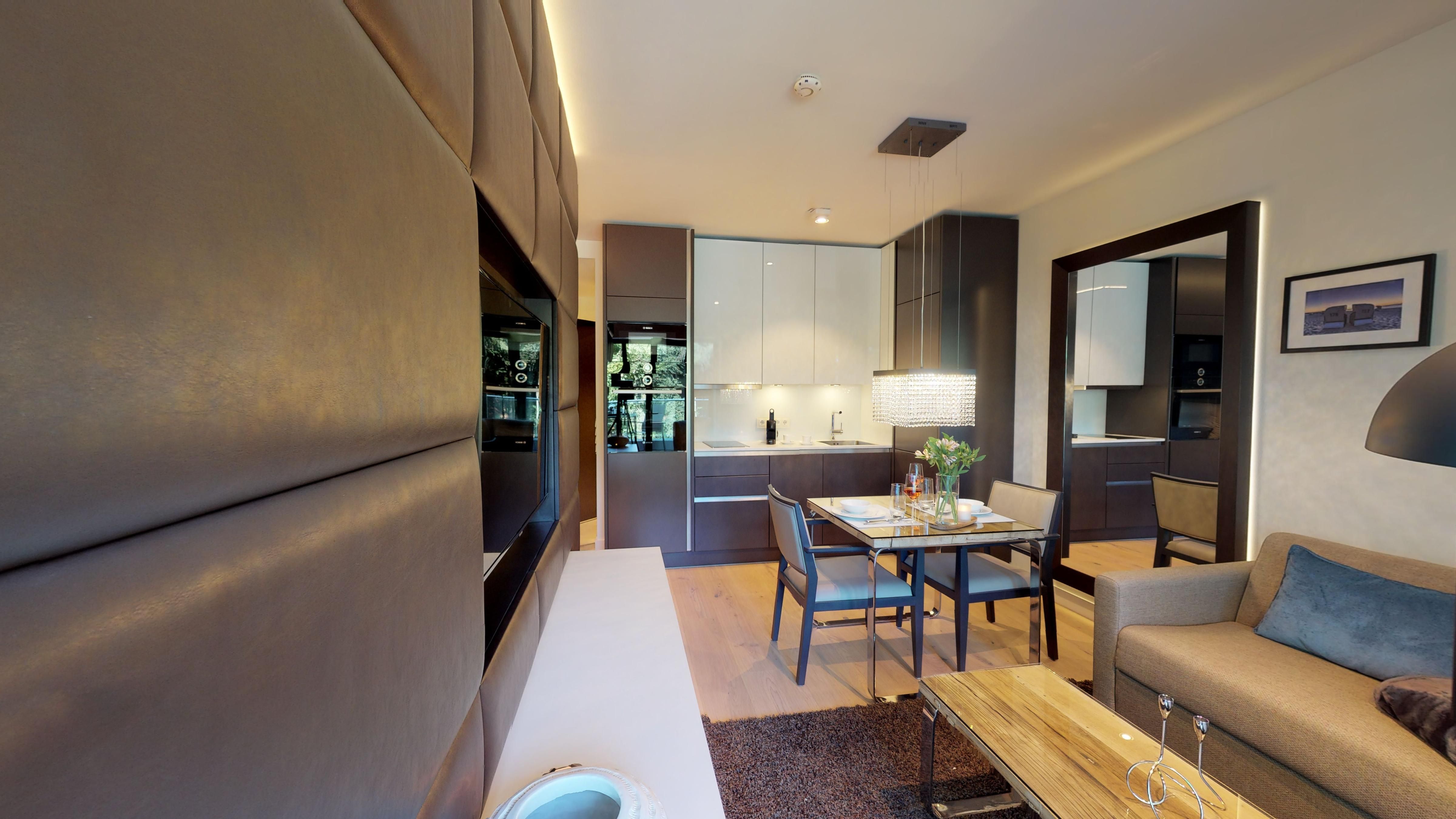 Strandnahe, luxuriöse und Hundefreundliche Ferienwohnung mit Balkon