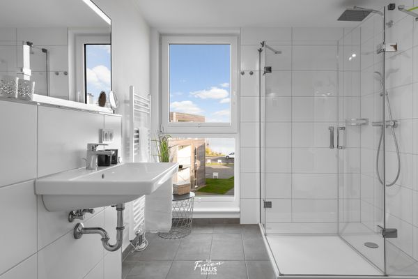  Pier 18 - Badezimmer