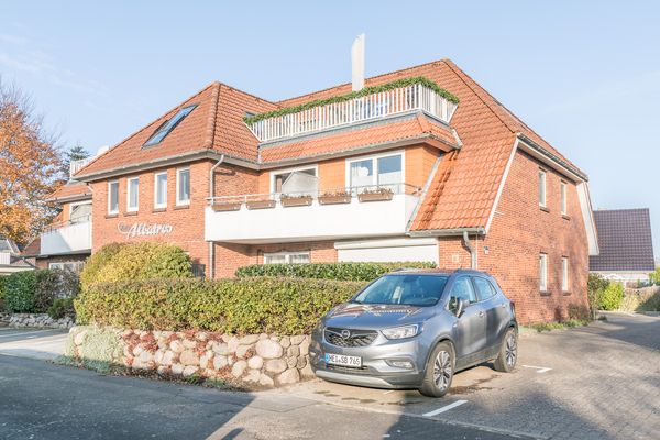 "Haus Fritz-Lau-Straße "