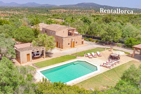 Find the best villas to spend your holidays