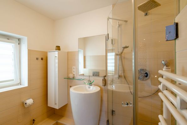 Foto 17 Ferienwohnung Ostfriesland Sylt Viktory  mit Schwimmbad und Sauna (Objekt 62005) suchen