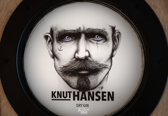  Knuts Hafenlounge - Empfang