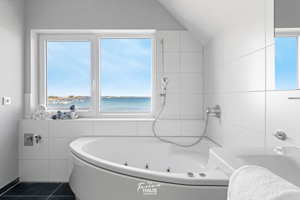  Seeblick - Badezimmer