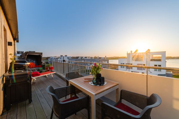  Deck 2 - Balkon