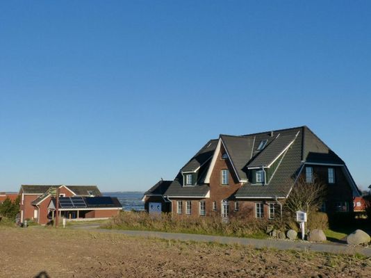 Haus Nordlicht Ferienwohnung mit Meerblick, 200 m zum Meer in Nebel