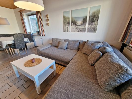 Diese geräumige und freundlich eingerichtete Wohnung der 1. Etage ist gut für eine 5-köpfige Familie geeignet.