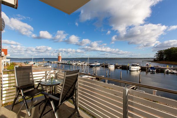 Balkon von Panorama-Maisonette am Yachthafen , optional mit Bootsliegeplatz (Haus 6, A6)
