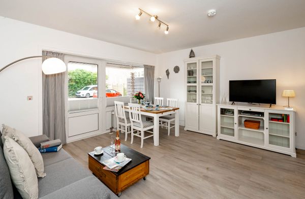 Foto 2 Ferienwohnung Ostfriesland Sylt Hüs Wüf  - Schwimmbad und Sauna (Objekt 61931) suchen