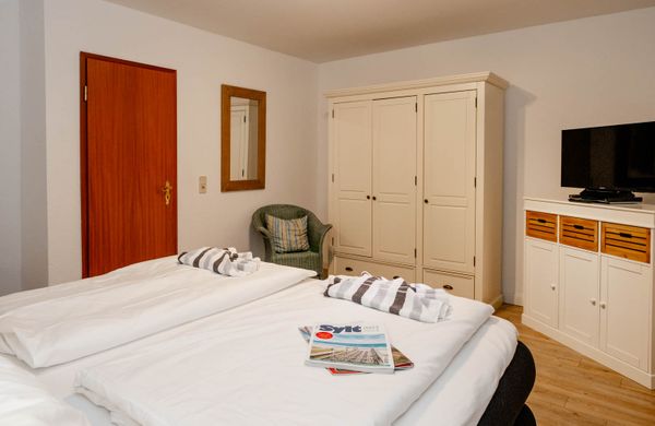 Foto 15 Ferienwohnung Ostfriesland Sylt Hüs Wüf  - Schwimmbad und Sauna (Objekt 61931) Reise