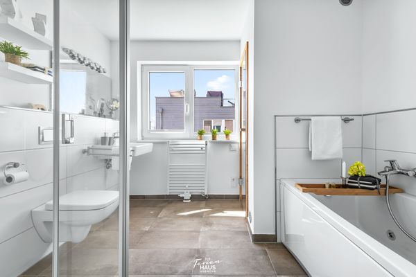  Surfers Paradise - Badezimmer