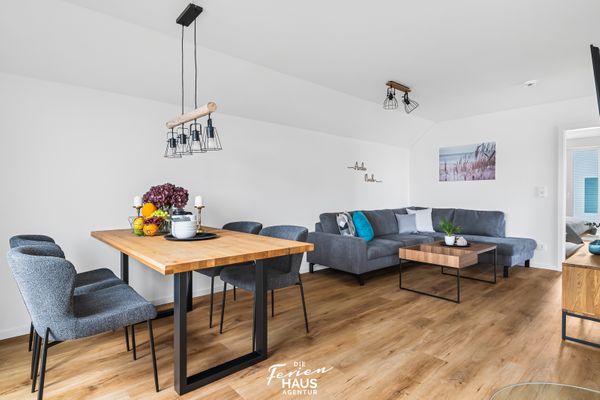  Arche Noah - Wohnzimmer