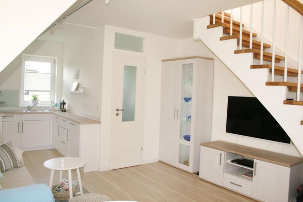 Himmelreich: Ferienwohnung in Norddorf - hell, Yogaequipment, Garten-Strandkorb