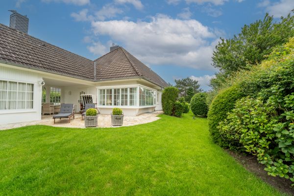 Ferienhaushälfte für bis zu 5 Personen mit Garten und Kamin.