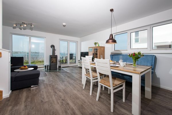 Living - Wohnzimmer