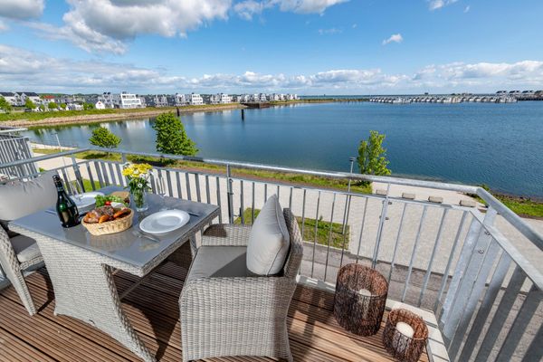  Enjoy - Balkon