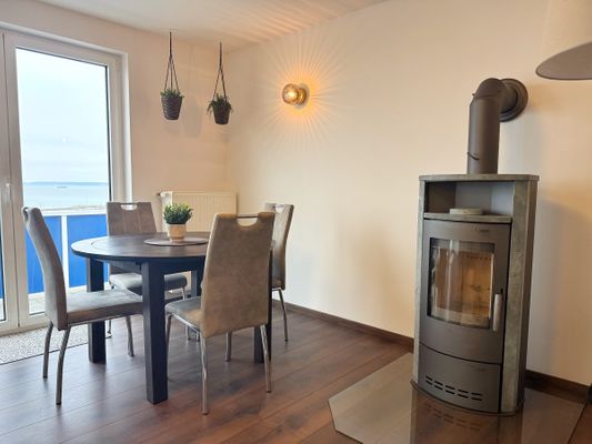 Kamin-/Ofen