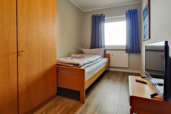 Foto 12 Ferienwohnung Ostfriesland Zwischen Elbe und Weser Strandhochhaus Döse Ferienwohnung 42 (SH42) (Objekt 61677) suchen
