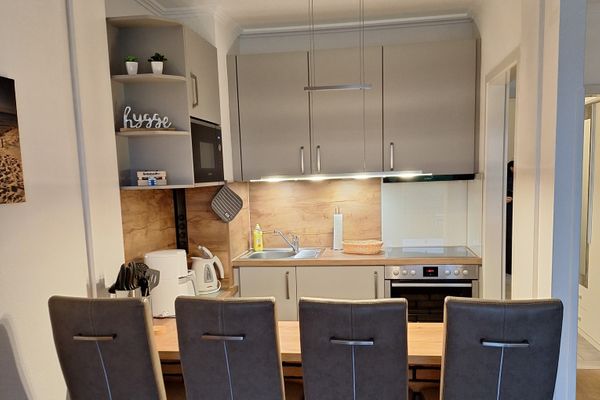 Strandnah... direkt hinterm Deich!