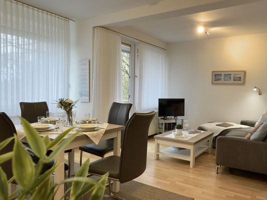 Foto 2 Ferienwohnung Ostfriesland Friesland FeWo Nordlicht mit Balkon - Horumersiel (Objekt 26216) suchen