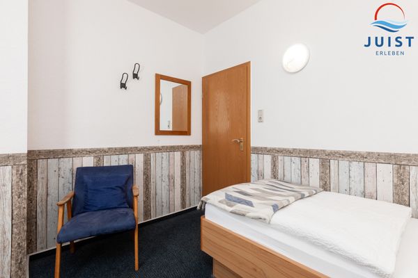 Foto 2 Ferienwohnung Ostfriesland Juist Töwerland Zimmer 1 (Objekt 67247) suchen
