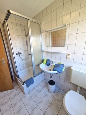 Foto 12 Ferienwohnung Ostfriesland Norddeich & Umgebung Gästehaus Kühn OG rechts N3 (Objekt 59660) suchen