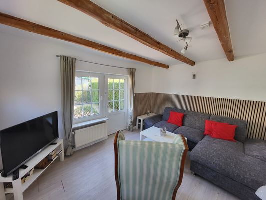 Foto 3 Ferienhaus Ostfriesland Krummhörn & Umgebung Haus am Hafen (Objekt 26757) Nordsee