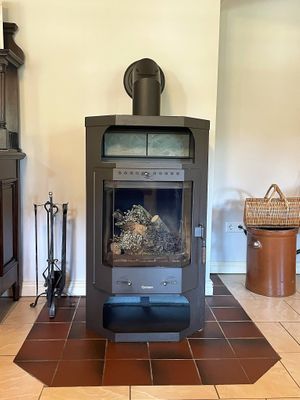 Kamin-/Ofen