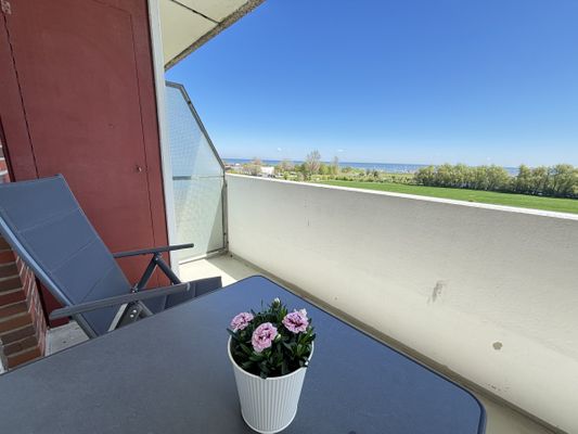 Foto 2 Ferienwohnung Ostfriesland Friesland Tief 10 mit beheiztem Pool - Seemann 605 (Objekt 26311) suchen