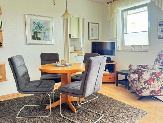 Foto 1 Ferienwohnung Ostfriesland Friesland Tief 10 Seerose 203 mit Internet (Objekt 26288) buchen