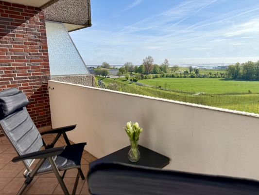 Foto 1 Ferienwohnung Ostfriesland Friesland Meeresleuchten mit Schwimmbad (Objekt 76507) buchen