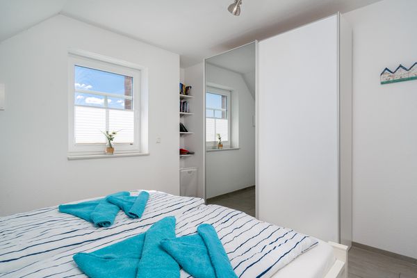 Foto 17 Ferienwohnung Ostfriesland Krummhörn & Umgebung Frieso am Siel (Objekt 25003) suchen