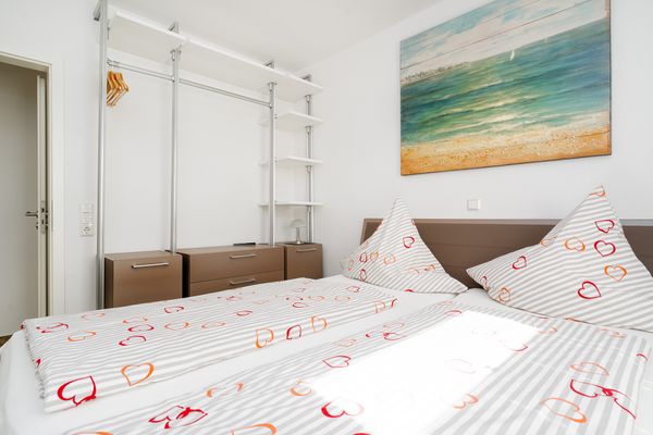 Foto 10 Ferienwohnung Ostfriesland Krummhörn & Umgebung Leo (Objekt 25006) Reise