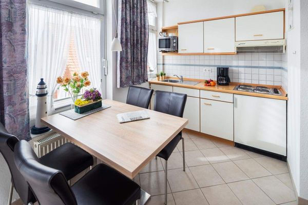 Foto 2 Ferienwohnung Ostfriesland Norderney Haus Regina Maris, Wohnung 6 (Objekt 83283) suchen