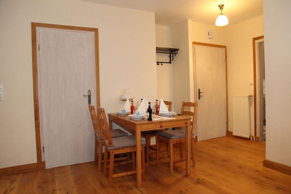 Foto 9 Ferienwohnung Ostfriesland Krummhörn & Umgebung Oberdeck Backbord (Objekt 86629) Urlaub