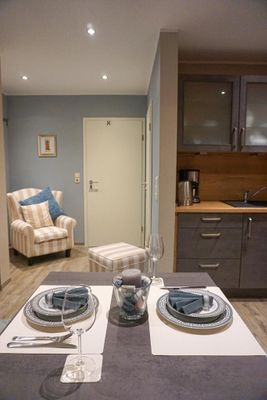 Foto 7 Ferienwohnung Ostfriesland Krummhörn & Umgebung Wohnung Burghaus 1 EG (Objekt 95243) suchen