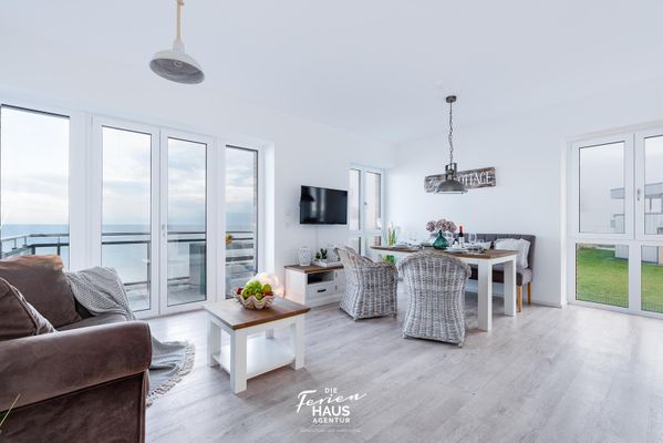  Steuerbord auf der Ostsee - Wohnzimmer