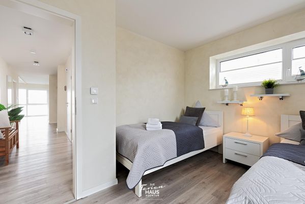  Traumblick auf der Ostsee - Schlafzimmer