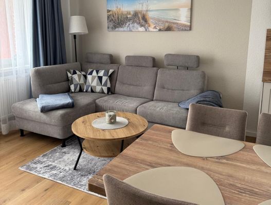 Foto 1 Ferienwohnung Ostfriesland Friesland Tief 10 mit beheiztem Pool - Diekwacht 202 (Objekt 26287) buchen