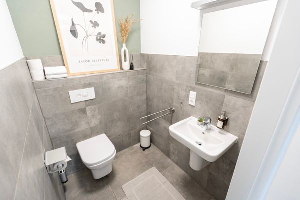 Gäste-WC, Haus Erde, Bad Zwischenahn
